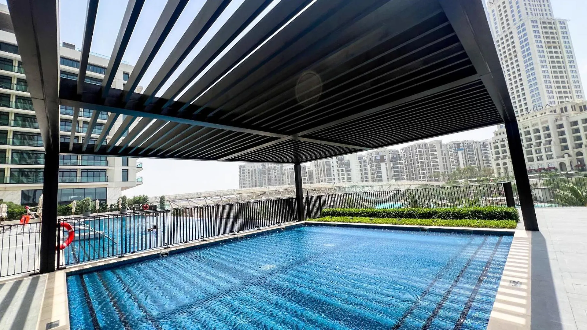 Palace Residence, Dubai Creek Harbour - Mint Stay Apartment