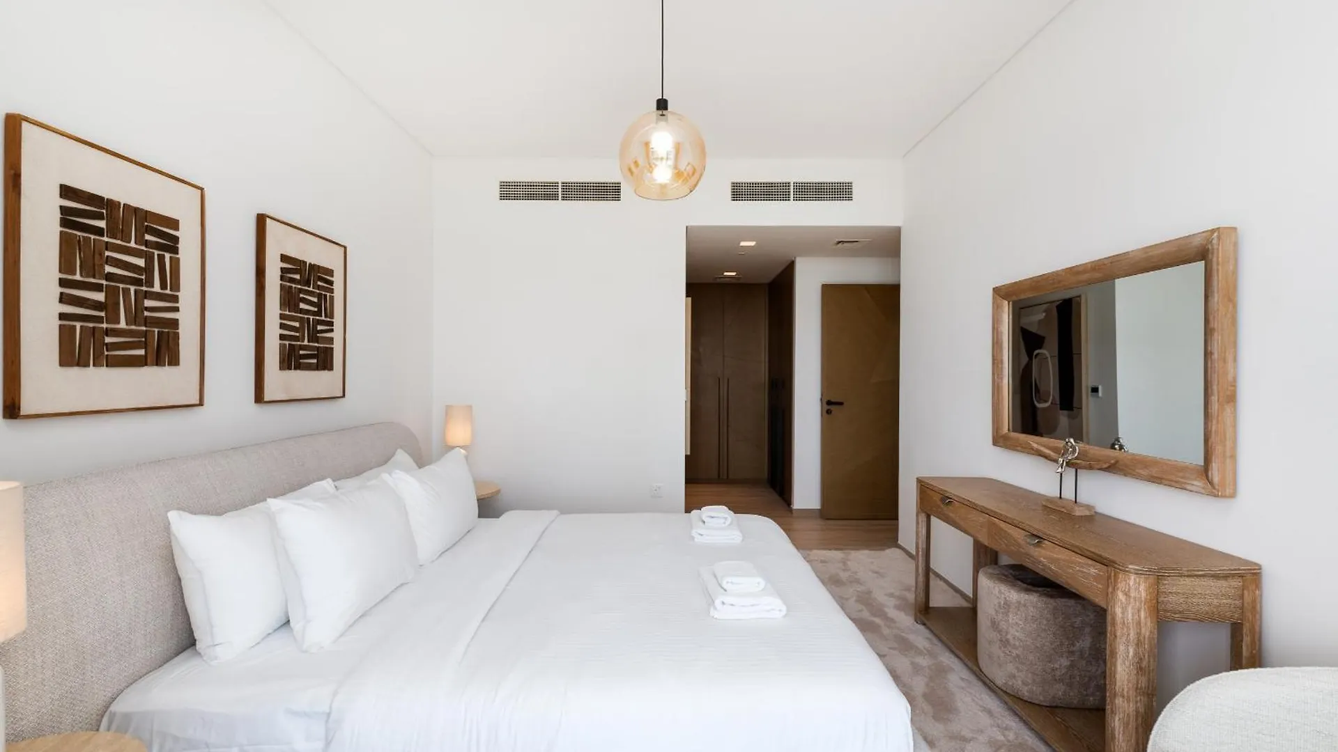 Palace Residence, Dubai Creek Harbour - Mint Stay 0*,  United Arab Emirates